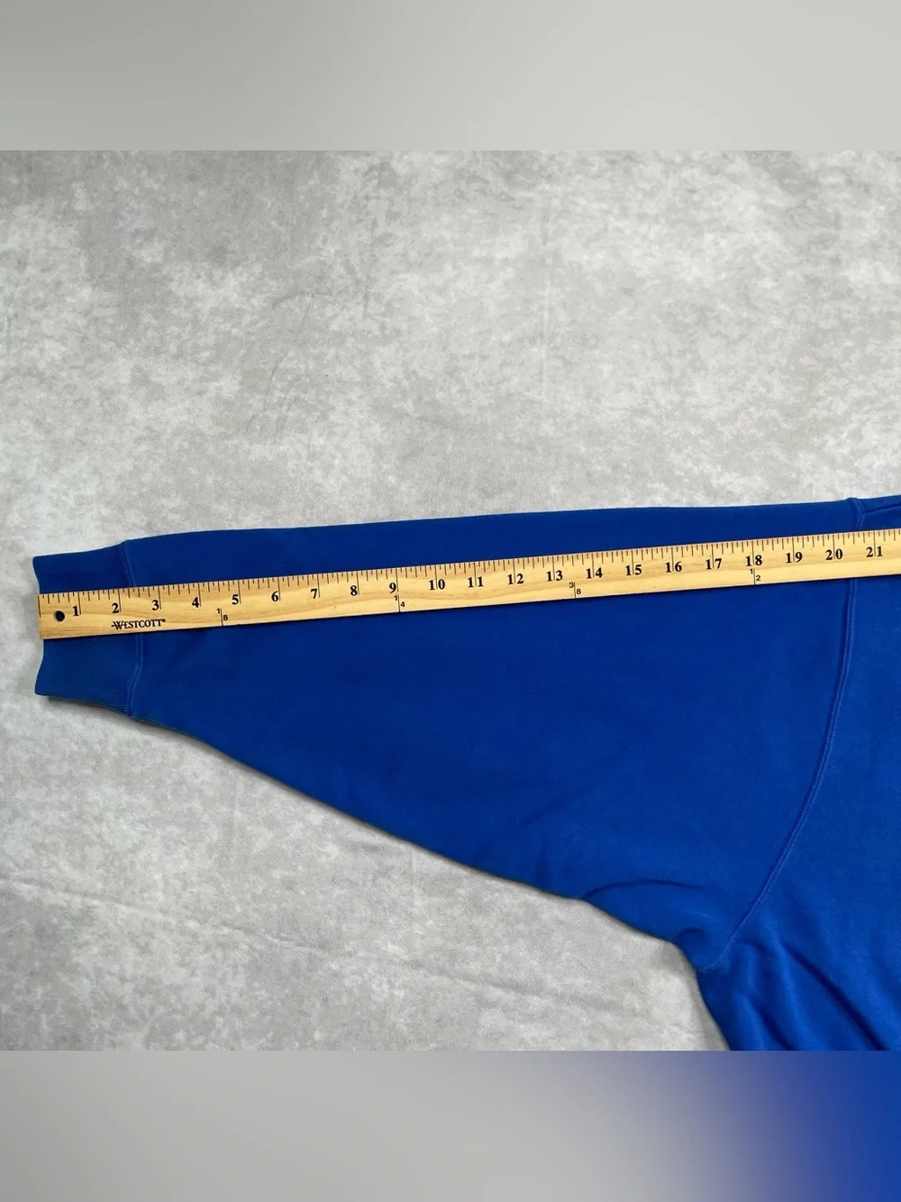 Nike US Womens National Team Crew Neck Sweater Size XS Blue Center Swoosh